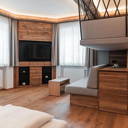 Hotel Villa Waldheim San Candido Eksteriør bilde