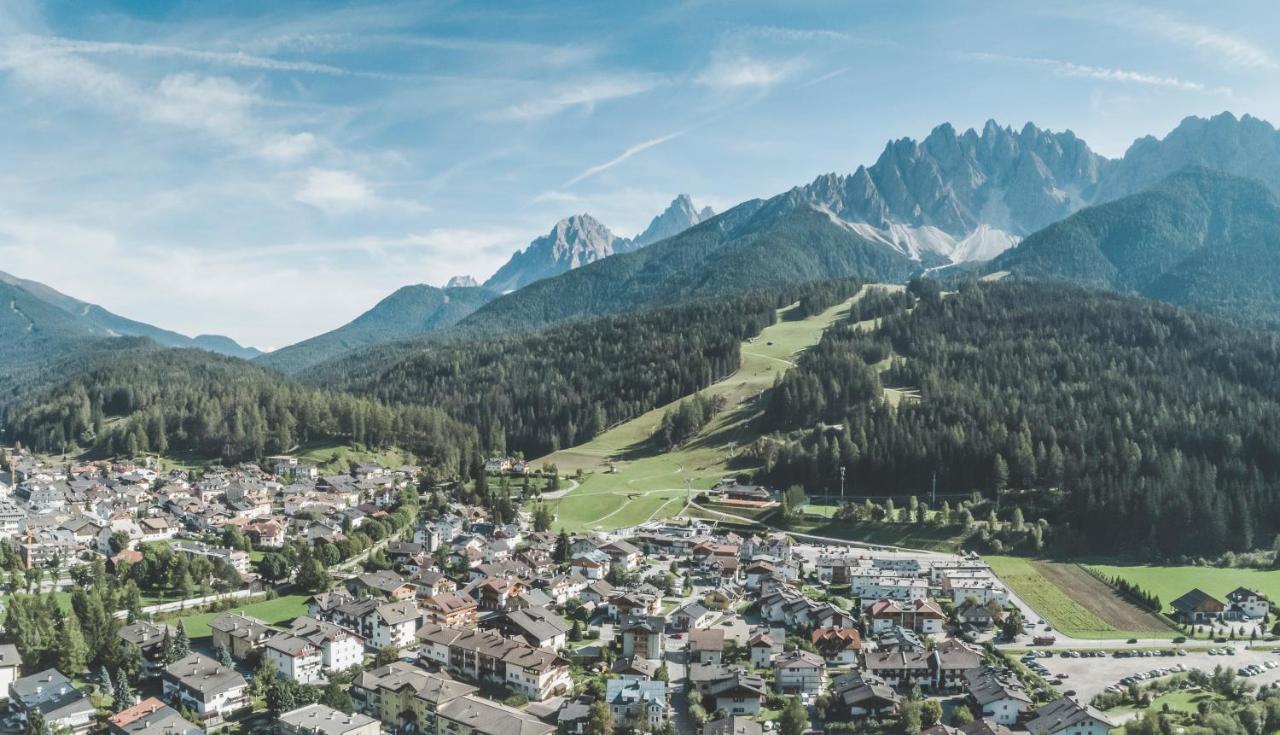 Hotel Villa Waldheim San Candido Eksteriør bilde