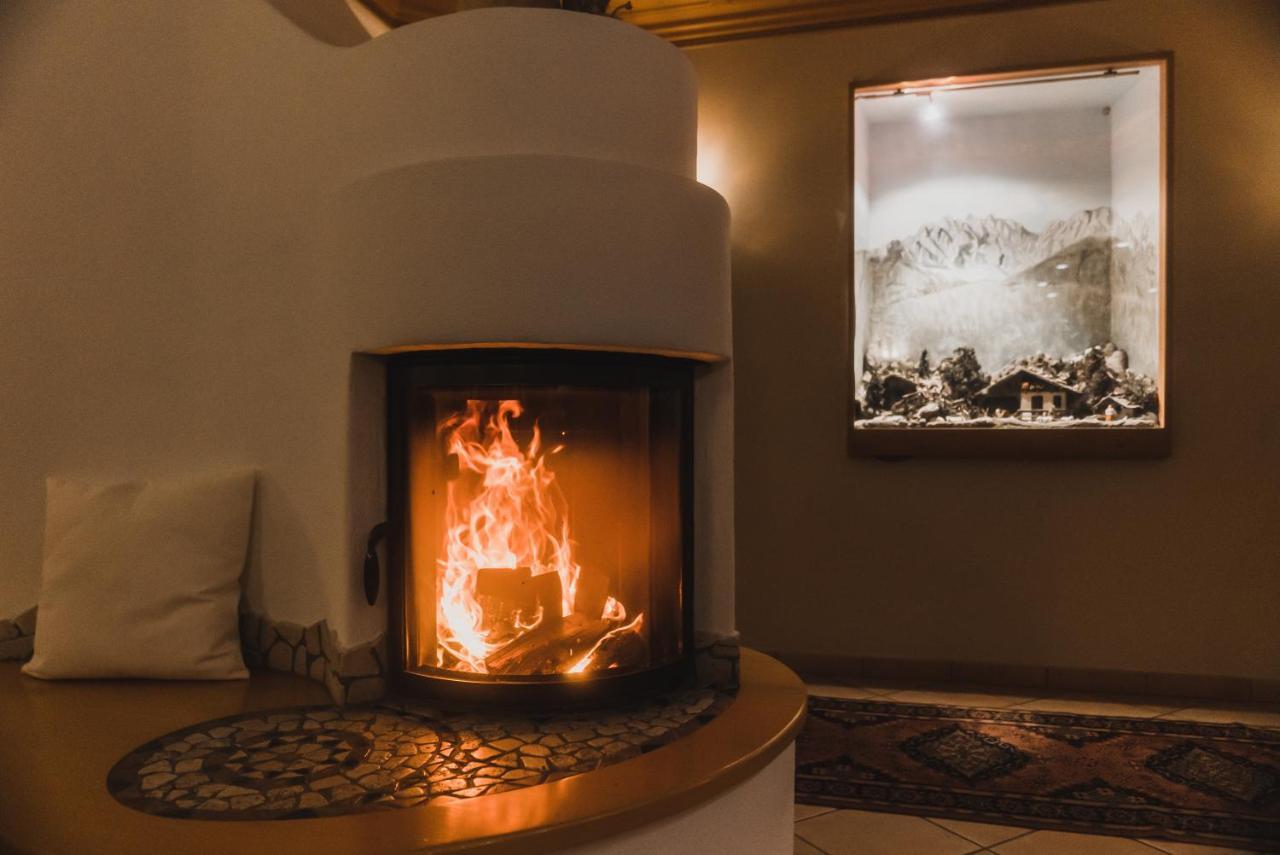 Hotel Villa Waldheim San Candido Eksteriør bilde