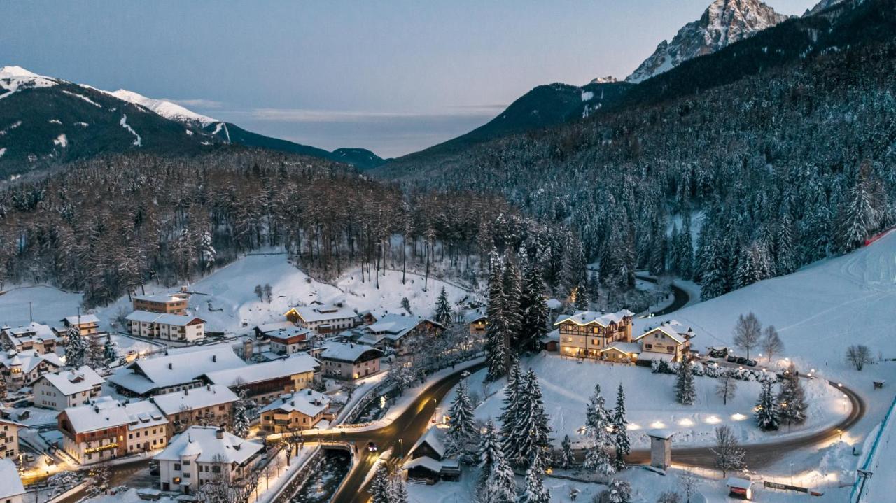 Hotel Villa Waldheim San Candido Eksteriør bilde