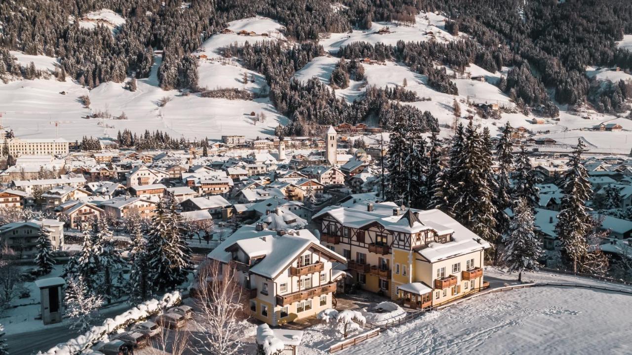 Hotel Villa Waldheim San Candido Eksteriør bilde
