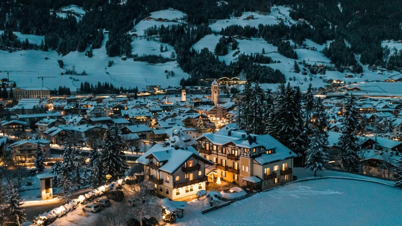 Hotel Villa Waldheim San Candido Eksteriør bilde