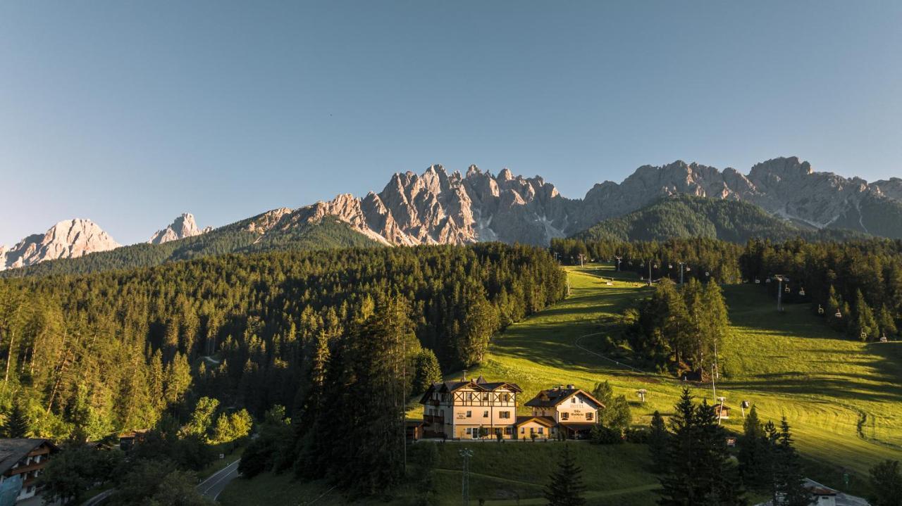 Hotel Villa Waldheim San Candido Eksteriør bilde