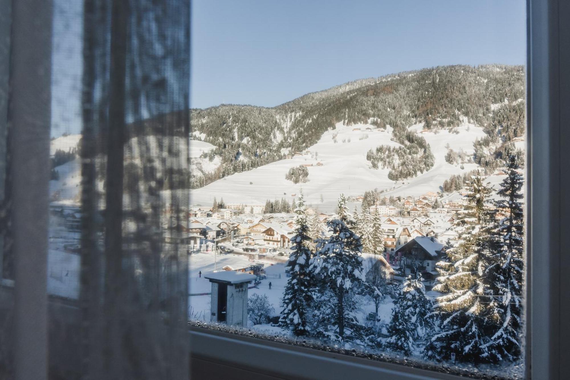Hotel Villa Waldheim San Candido Eksteriør bilde